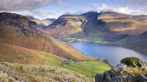 Your Guide to Summiting Scafell Pike: Essentials and Local Information